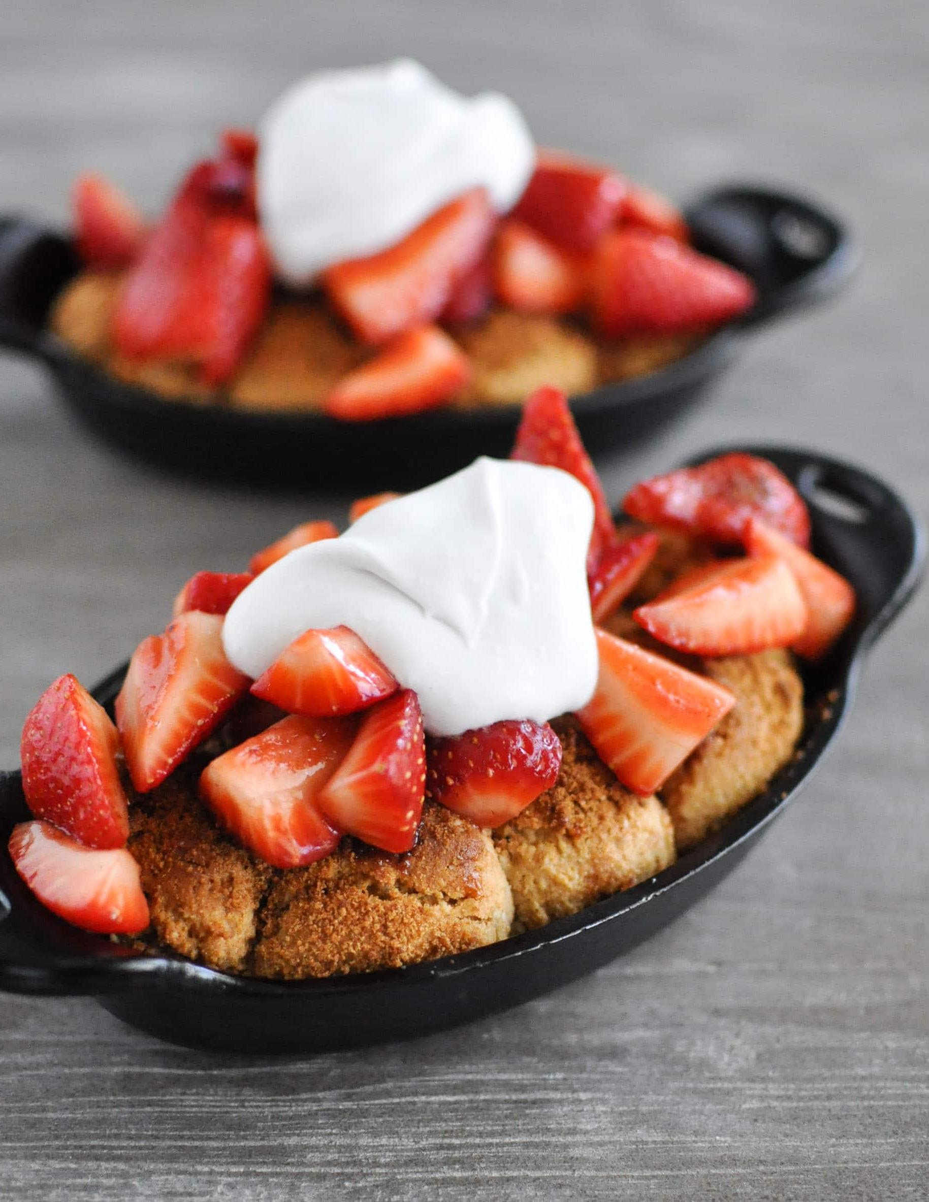 Erdbeer-Shortcake aus der Pfanne