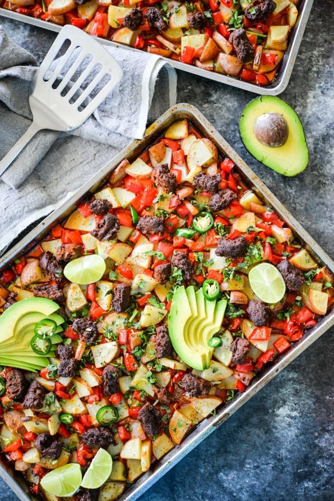 DIY Eifreies Frühstück mit Chorizo aus der Ofenpfanne
