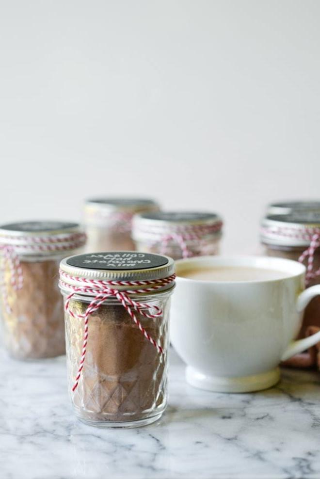 Hausgemachter Kollagen-Kakao-Mix 3 Dieser Kollagen-Kakao-Mix ist perfekt als Weihnachtsgeschenk, einfach zuzubereiten, und vollständig Paleo-freundlich und milchfrei!