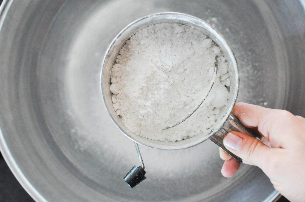 Paleo Lebkuchenhaus 61 Klumpen im Puderzucker
