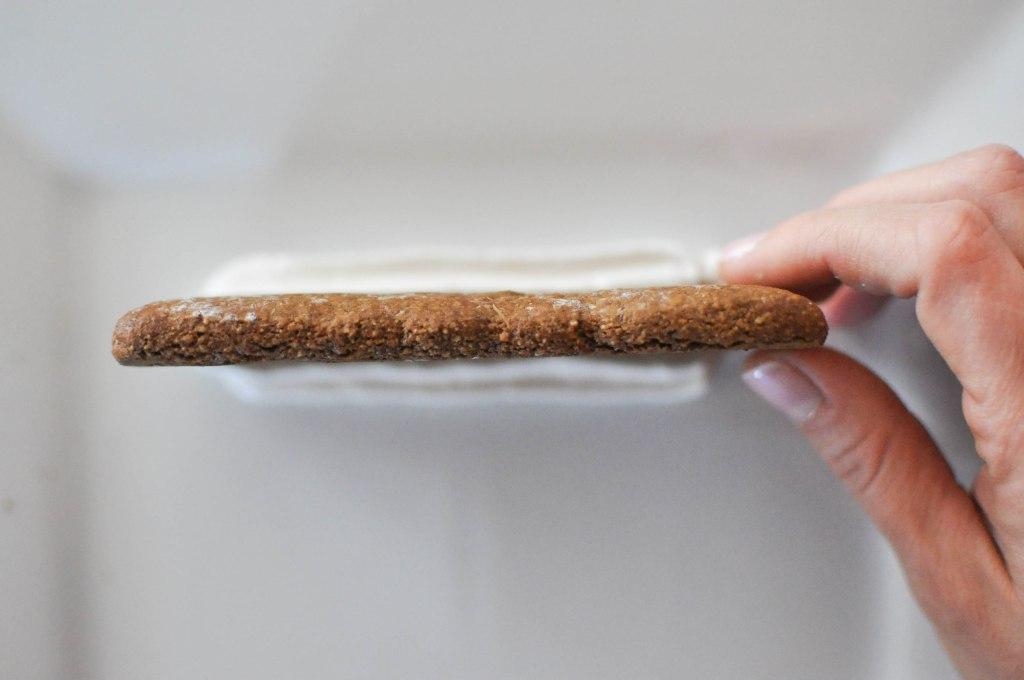 Paleo Lebkuchenhaus 83 Zweite Wand anbringen und verkleben