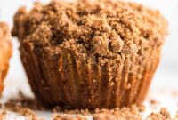 Warm Cinnamon Apple Muffins