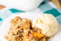 Delicious & Easy Peach Crisp