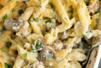 Creamy Mushroom & Cauliflower Alfredo Pasta Bake