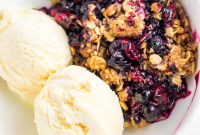 Sweet Tart Cranberry Blueberry Crisp