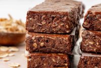 Chocolate Cashew Protein Bars