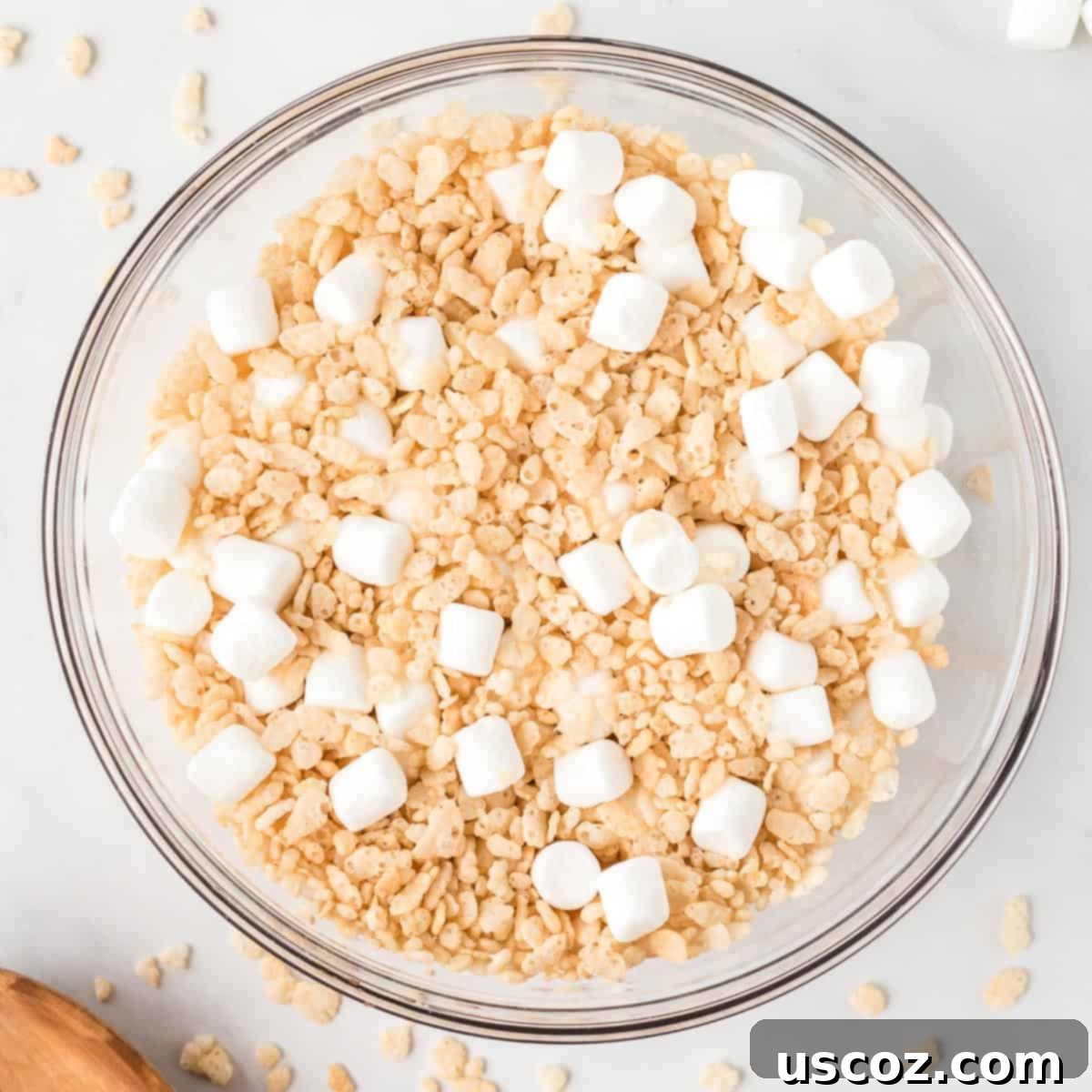 Summit Cookies 5 mini marshmallows and rice krispies mixed together in a bowl