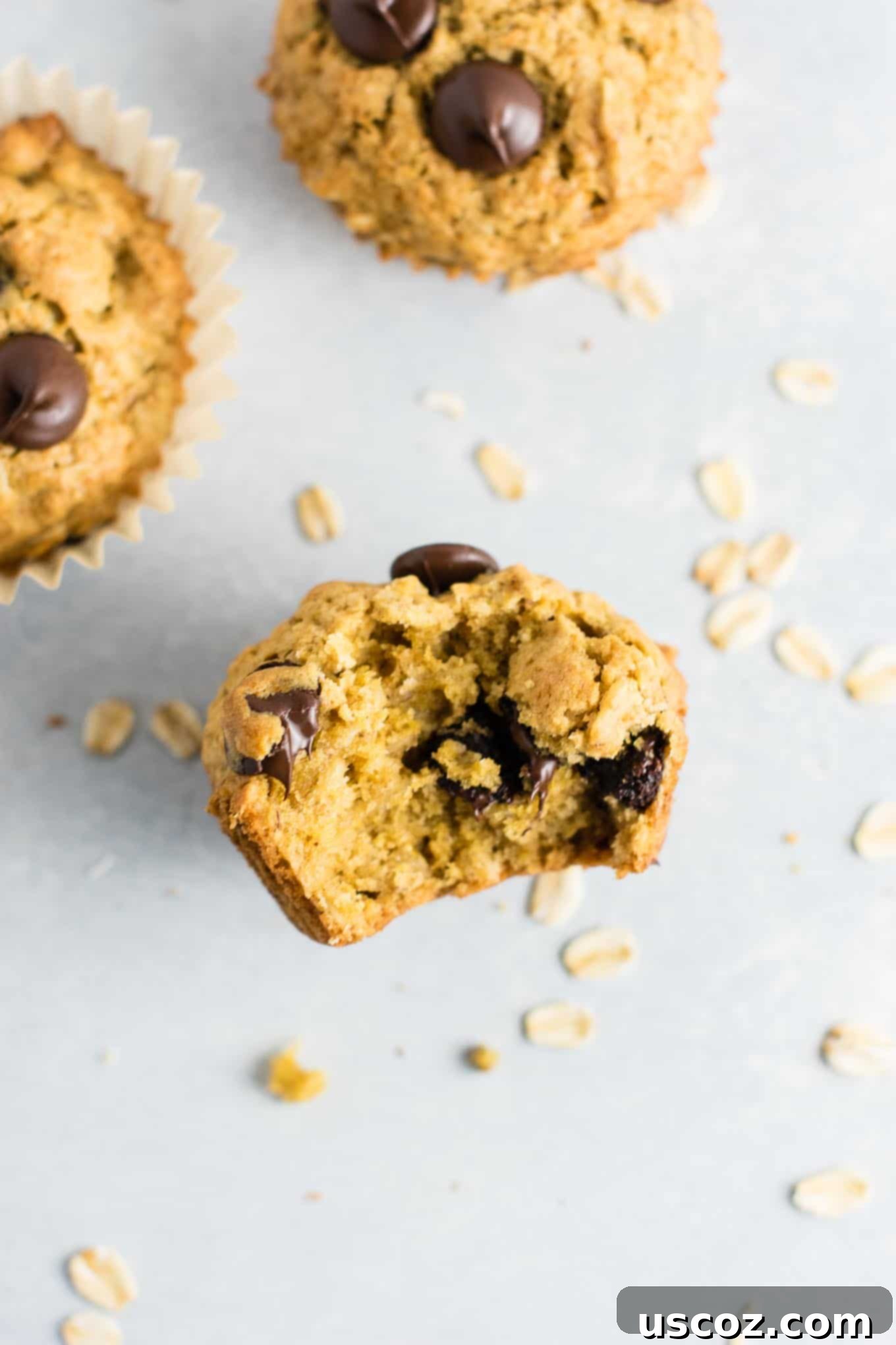Chewy Oatmeal Chocolate Chip Cookie Muffins 9 Oatmeal chocolate chip cookie muffins - breakfast that tastes like dessert! #chocolatechipmuffins #healthy #breakfast #wholewheat #oatmealchocolatechip