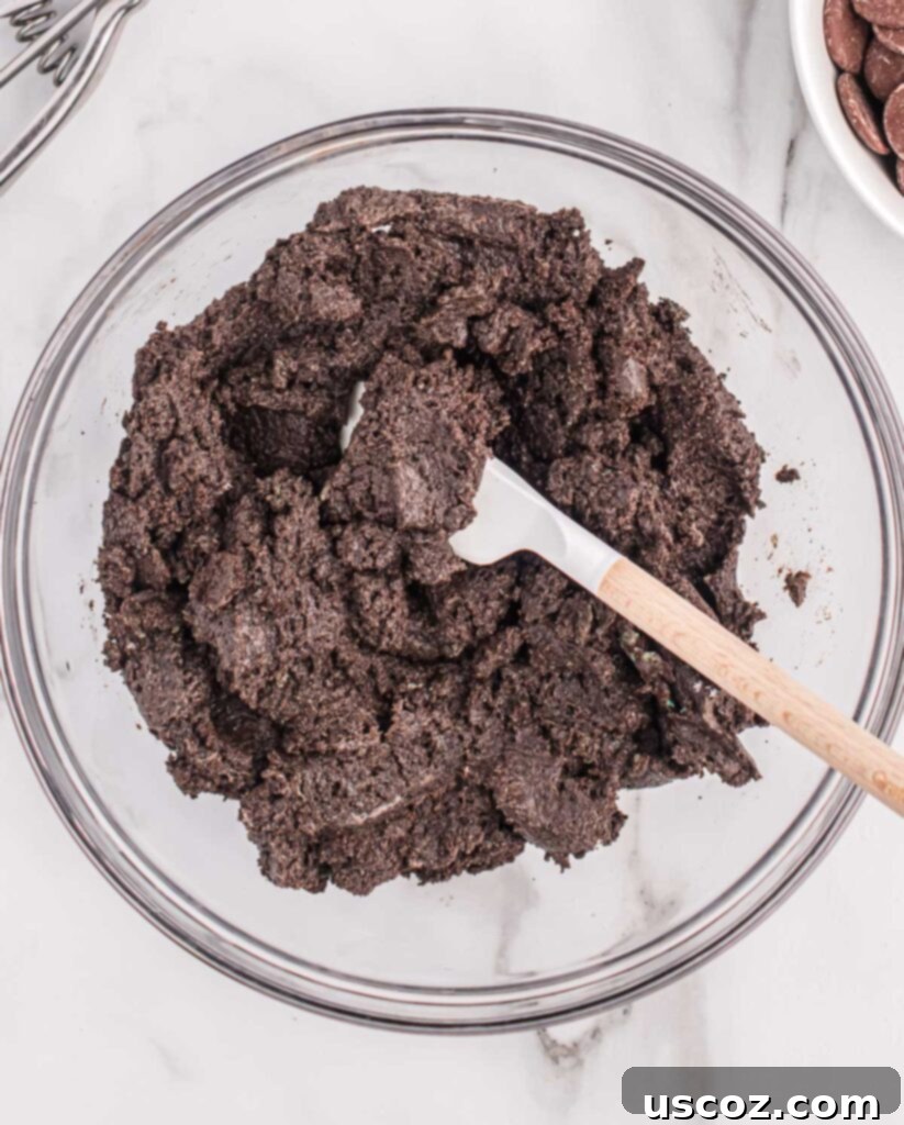 Minty Oreo Truffle Bites 6 oreos mixed with cream cheese to form the truffle base