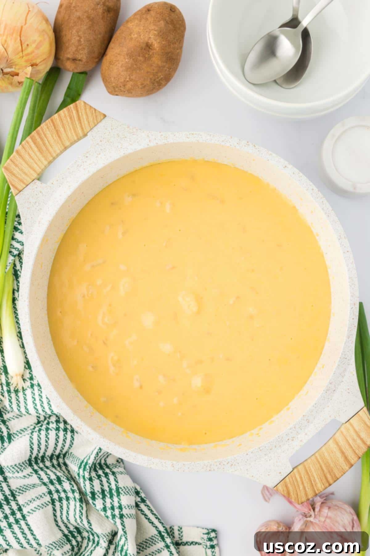 Hearty Potato Comfort 16 A beautifully presented bowl of creamy vegetarian potato soup, ready to be served and enjoyed as a comforting meal.