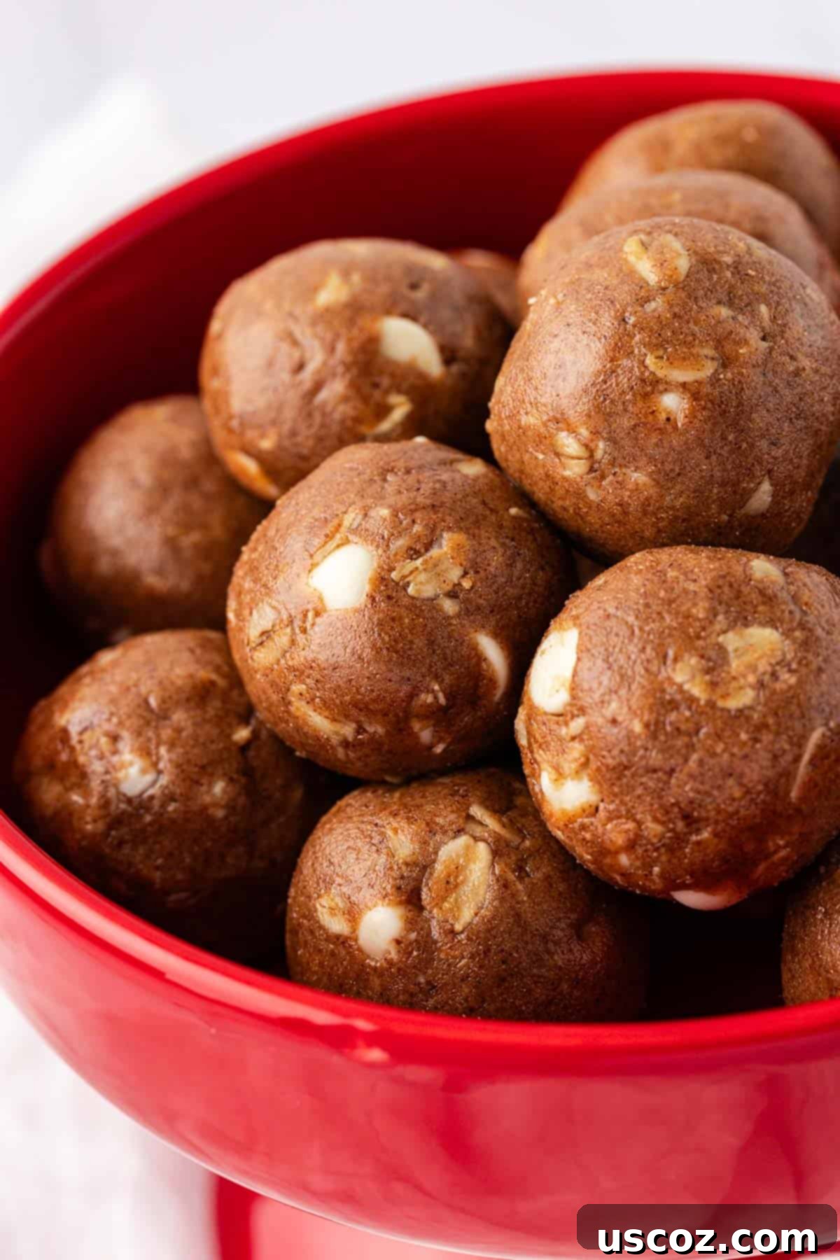 Gingerbread Fuel Bites 3 gingerbread energy bites