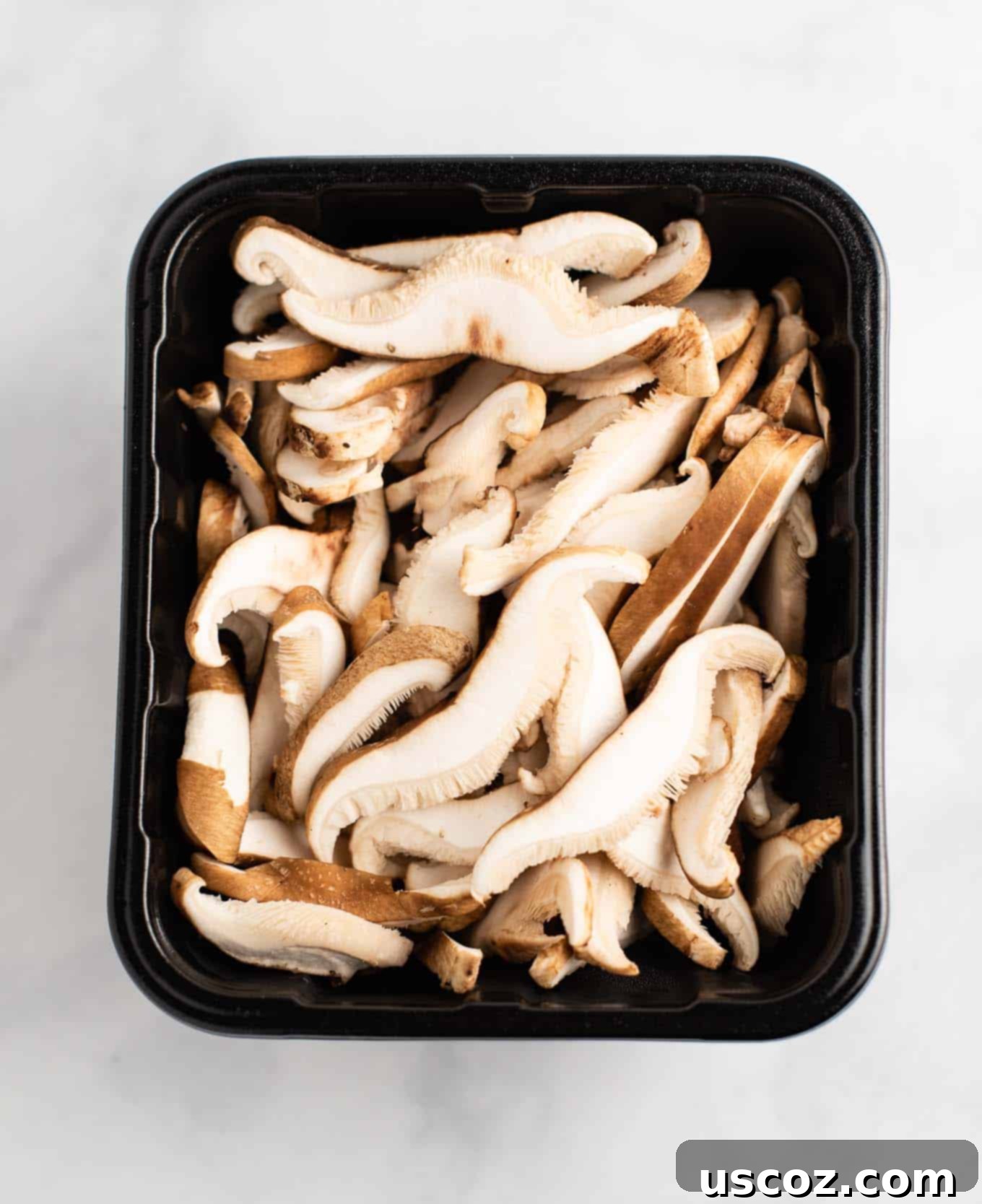 Stir Fry Stars: Essential Veggies 15 golden oak shitake sliced mushrooms
