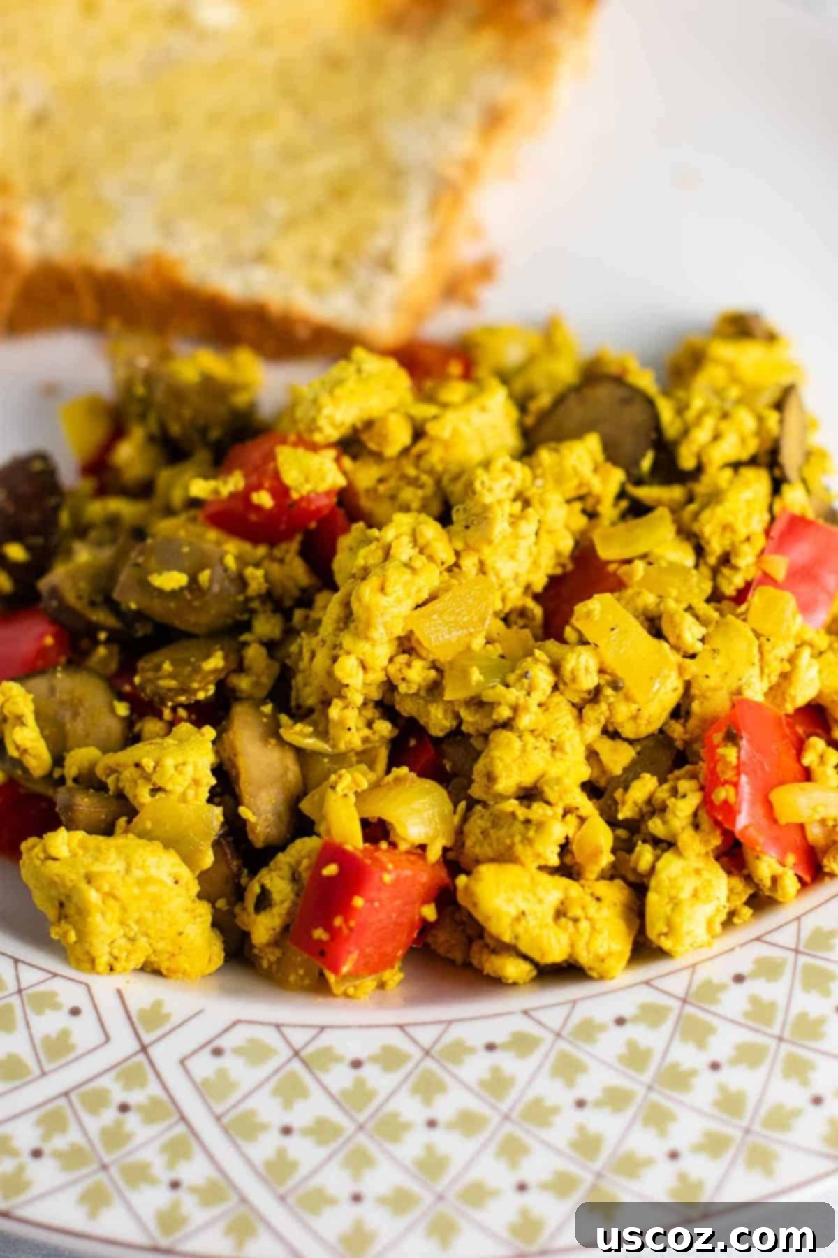 Wholesome Tofu Scramble 11 Another enticing image of the finished tofu scramble, emphasizing its appeal as a healthy vegan breakfast option. #howtomaketofuscramble #veganfood #tofu
