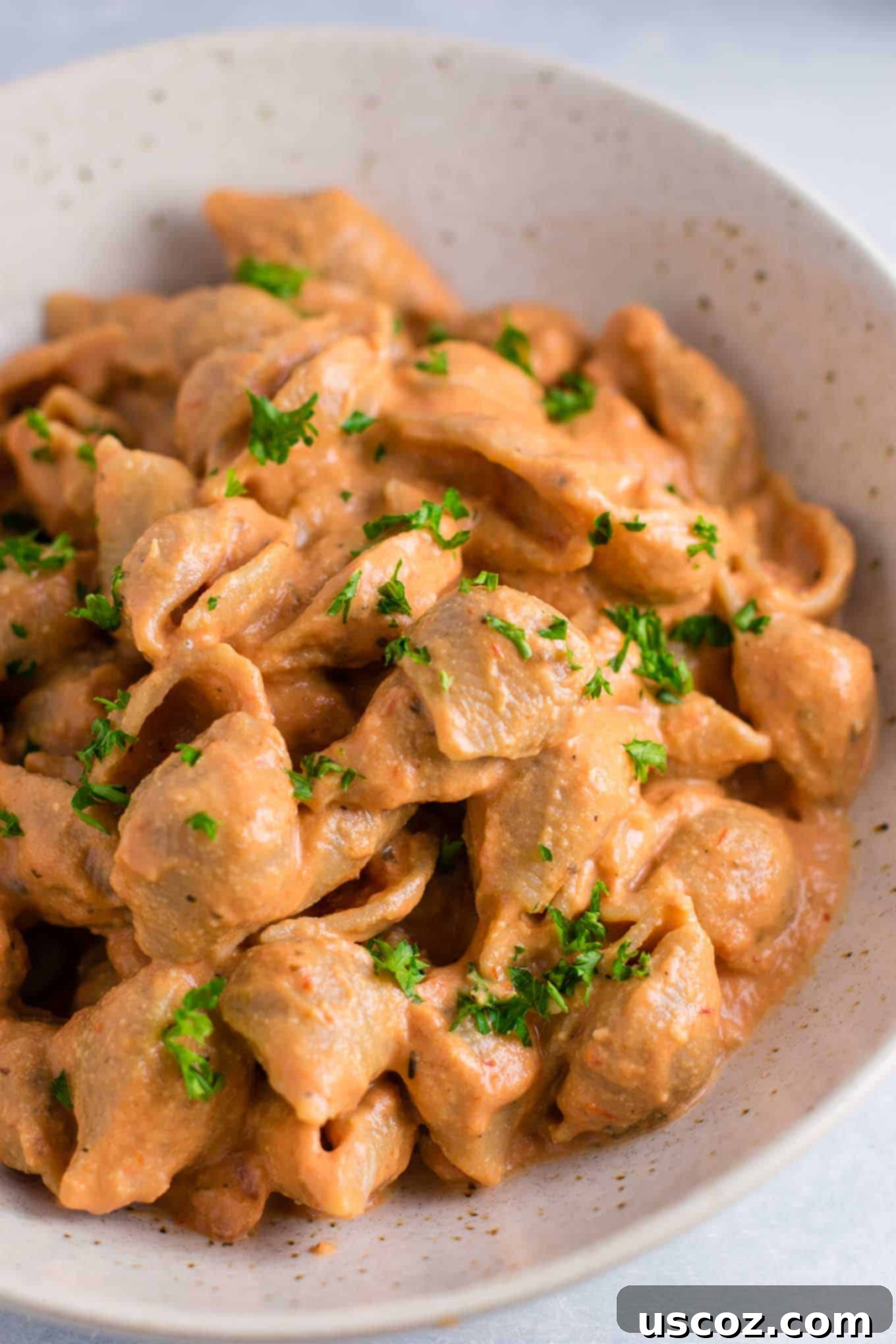 Unlock 29 Delicious Vegan Dinners 4 Creamy Tomato Shells, an ultimate vegan comfort food made with whole wheat pasta and cashew cream sauce.